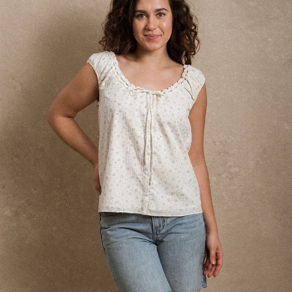 Neuflora Tops - Neuflora Shelby Blouse